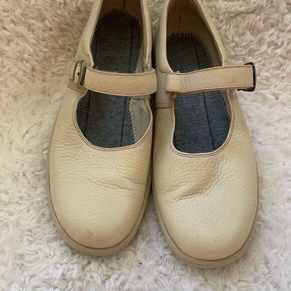 Comfort Merry Jane Leather Beige diabetic shoes Velcro strap rubber soles SZ10M - Picture 2 of 8